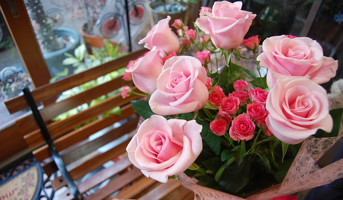 福井駅から徒歩5分の楽しくておしゃれなお花屋さん 花の店フルールホリ